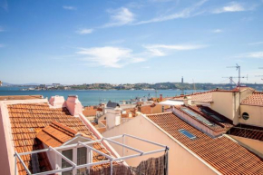 2BR Terrace with Tagus View - Air-Conditioned | By Airnest
